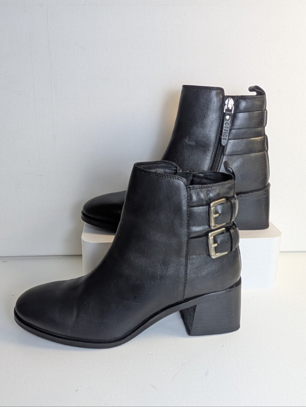 A New Day Womens Black Ankle Booties Sz 9 Pointed Toe Block Heel Zip Stretch